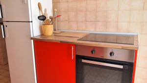 OurMadeira - Villa Mary, informal, close to the beach