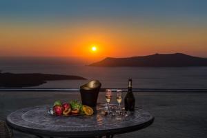 Anteliz Suites Santorini Greece