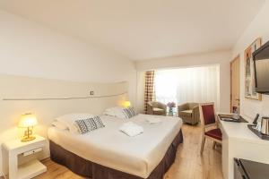 Hotels Hotel Montaigne & Spa - Cannes Centre : Chambre Double de Luxe avec Accès Gratuit au Spa
