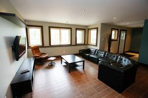 Chalet 38 Chemin Blanc by Les Chalets Alpins