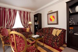 Appart'hotels Majestic Apartments Champs Elysees : Appartement avec Terrasse