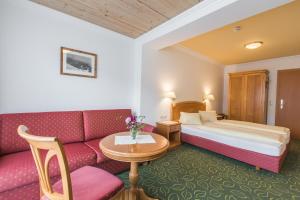 Deluxe Double Room with Balcony room in Hotel Niederreiter