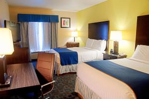 Queen Room with Two Queen Beds - Disability Access - Non-Smoking room in Super 8 by Wyndham Irving/DFW Apt/North