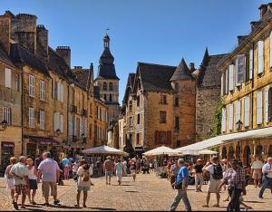 Appartements Tourny - Studio cosy Centre medieval Sarlat : photos des chambres