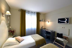 Hotels The Originals Boutique, Hotel du Parc, Cavaillon (Inter-Hotel) : photos des chambres