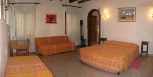 Triple Room with Private External Bathroom