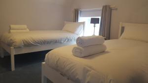 Twin Room En Suite  room in The George & Dragon