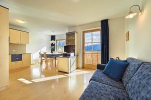 Apartamento con balcón