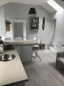 Hobbit Hollow - 基尔代尔