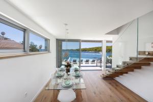 Villa Fuxbau Zdrelac Zadar mit Boot