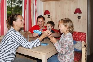 Campings Camping le Nid du Parc : photos des chambres