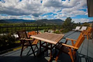 New Norfolk Holiday Apartments - Strathgordon