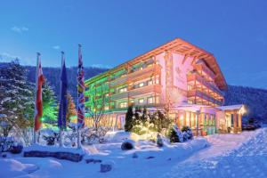 4 stern hotel Hotel Truyenhof Ried im Oberinntal Österreich