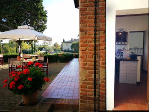 Castello di Fulignano Isalfredo ground floor apartment