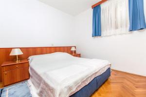 One-Bedroom apartment Standard room in Apartments Meridiana