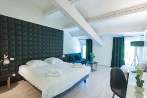 Hotels Hotel Restaurant des Maures : photos des chambres