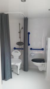 Complexes hoteliers Camping La Pinede : photos des chambres