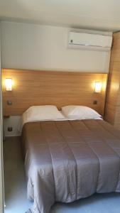 Complexes hoteliers Camping La Pinede : photos des chambres