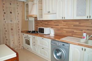 KyivStay Pochaynynska Apartment