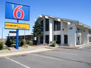 Motel 6-Madras, OR - 普赖恩维尔
