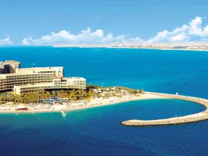 The Palm Jumeirah, East Crescent 18652, Dubai, United Arab Emirates.