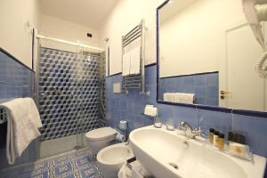 Double Room with Sea View room in Hotel Aurora