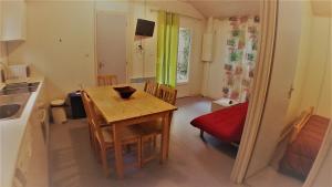 Villages vacances L'Aquarelle - Camping : photos des chambres