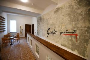 Giotto Apartments