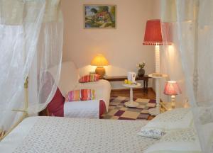 B&B / Chambres d'hotes Domaine de la Cour : photos des chambres