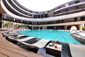 Hue Hotels and Resorts Boracay Managed by HII