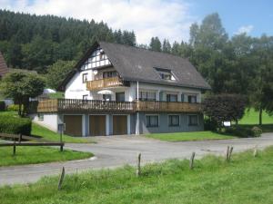 Pension-Gästehaus Waldhof, Guest houses - Winterberg