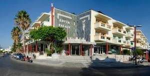 Kosta Palace hotel, 
Kos Town, Greece.
The photo picture quality can be
variable. We apologize if the
quality is of an unacceptable
level.