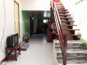 David & Vhie Homestay-Davids Guest House