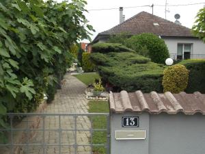 Appartements Eguisheim village prefere des francais grand studio : photos des chambres