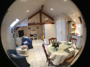 Appartements Eguisheim village prefere des francais grand studio : photos des chambres