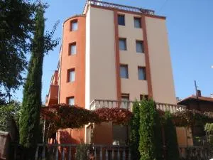 Family Hotel Saint Iliya - Sŭdievo