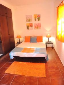 One-Bedroom Apartment room in Monte da Amoreira