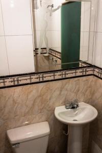 Motel Piramides De Cristal