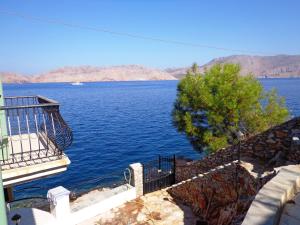 Danezis Sea Stars Villas Symi Greece