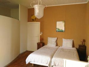 B&B / Chambres d'hotes Chambre d'hotes Le Moulin de Moulis : Chambre Familiale