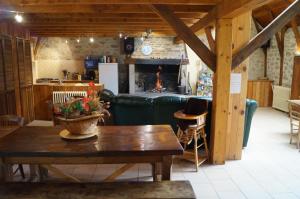 B&B / Chambres d'hotes Gite de 15 places en chambre de 2, 4, 5 personnes : photos des chambres