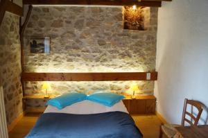 B&B / Chambres d'hotes Gite de 15 places en chambre de 2, 4, 5 personnes : Chambre Double