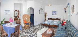 Evi's Studios Amorgos Greece