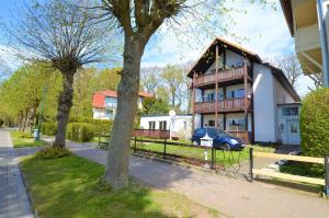 Apartament Ferienwohnung 300 Meter zur Ostsee Graal-Müritz Niemcy