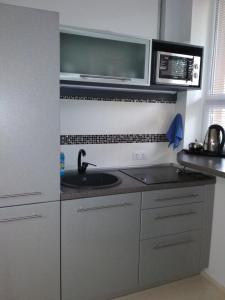 Apartment on Tytova 8