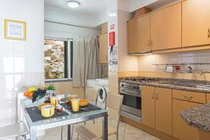 Reis Magos II by An Island Apart