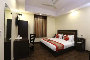 Hotel Kingston Park near Ganga Ram Hospital