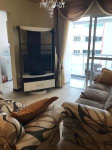 IMACULADO APARTAMENTO A 20 METROS DA PRAIA