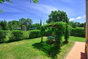 Villa Picchio by PosarelliVillas