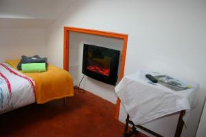 Maisons d'hotes Villa Belle Rive : Petite Chambre Simple avec Douche et Toilettes Communes